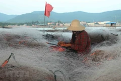 Fishing net weaving villages busy all year round