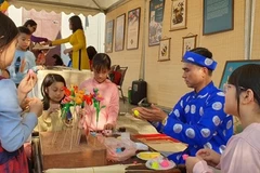 Vietnamese Day Abroad to brings “To He”, Dong Ho paintings to South Africa