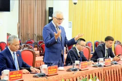 Nam Dinh committed to creating favourable conditions for German investors: official
