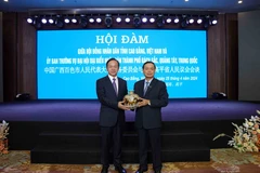 Cao Bang province, Baise city of China talk cooperation enhancement