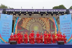 Hanoi holds festival of women for peace and development 