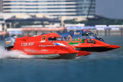 Vietnamese racers to compete in int'l powerboat tournament in Binh Dinh