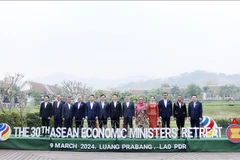 Vietnam attends 30th ASEAN Economic Ministers’ Retreat in Laos