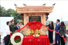 Vietnamese and Algerian victims of 1974 plane crash remembered in Hanoi