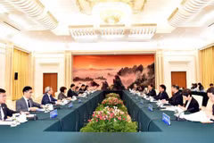 Economic committees of Vietnamese, Chinese legislatures exchange information, experience