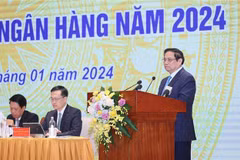 PM urges banking sector to maintain 'blood of life' for national economy