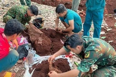 Binh Phuoc dispatches team on search for remains of Vietnamese soldiers, experts in Cambodia 