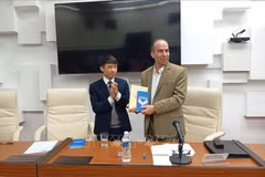 Party leader's book on socialism introduced in Cuba