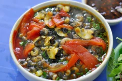 Vietnamese snail noodle soup – an exquisite food of Hanoians