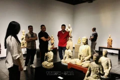 Beauty of Vietnamese ceramics showcased at artisan’s solo exhibition