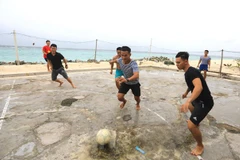 Sport activities - food for the mind of Truong Sa soldiers