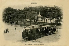 Document exhibition features Hoan Kiem Lake in 19th century