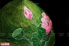 Paintings on lotus leaves