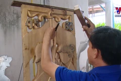 Sculpture camp strengthens Vietnam-Laos friendship
