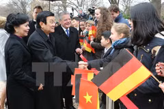 President meets Berlin Mayor, German parliamentarians 