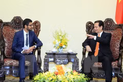 PM vows continued favourable conditions for Google 