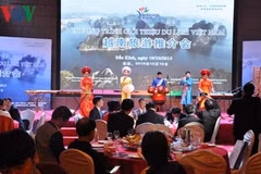 Vietnam holds tourism road show in Beijing 
