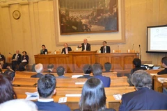  Asian people council debuts in France 