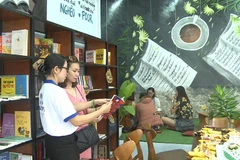 Free book-café funded by RoK opens in Da Nang