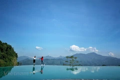 What to do to not miss 'golden chance' of Vietnam's tourism
