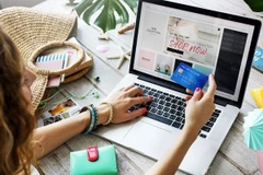 Vietnamese SMEs, consumers most optimistic about e-commerce