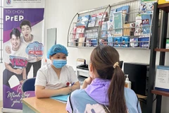 Vietnam advised to offer more anti-HIV services