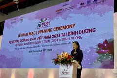 Deputy Minister of Culture, Sports and Tourism Trinh Thi Thuy speaks at the event. (Photo: VNA)