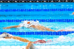 Nguyen Huy Hoang of Vietnam swims in the men's 800m freestyle at the Paris Olympics. (Photo: VNA) 