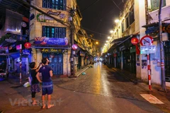 Ta Hien street desolated after suspension order