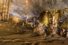 Thien Duong Cave sets Asian record