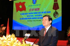 State leader greets lawyers on traditional day 
