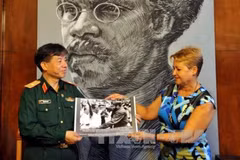 Vietnam, Cuba exchange press experience 
