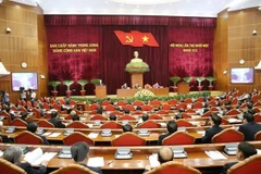Party Central Committee discusses draft reports 