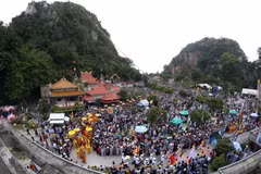 Marble Mountains receives national special relic certificate