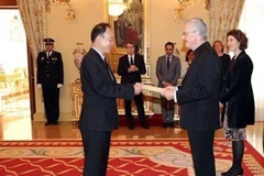 Vietnam opens honorary consulate office in Andorra 