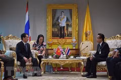 Front delegation visits Thailand 
