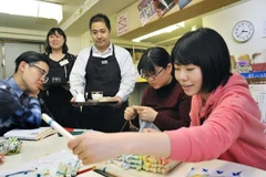 More than 200 Vietnamese pass visa exam to work in Japan 
