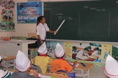 Downsizing plan causes teacher shortages