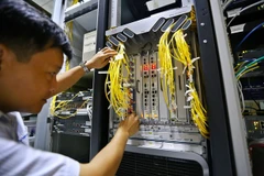 Undersea cables’ breakdown affects Internet connections in Vietnam