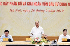 PM urges speeding up disbursement of public investment capital