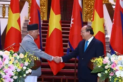 Nepalese PM concludes official visit to Vietnam