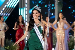 Luong Thuy Linh becomes Miss World Vietnam 2019