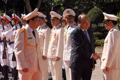 PM asks Dak Nong’s police to ensure safety during Tet holiday 