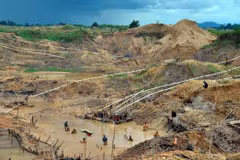 Indonesia: Landslide kills five diamond miners