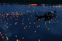 Lantern festival marks invalids, martyrs’ day