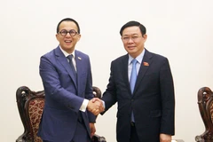 Deputy PM asks FWD Insurance to invest in start-up projects in Vietnam