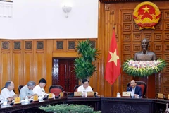13th Party Congress’ socio-economic sub-committee convenes meeting