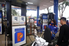 Petrol prices rise over 700 VND per litre 