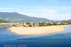 US magazine suggests holiday-goers visit Vietnam in their 50s