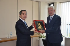 Vietnam, Greece to tap cooperation in strong fields
